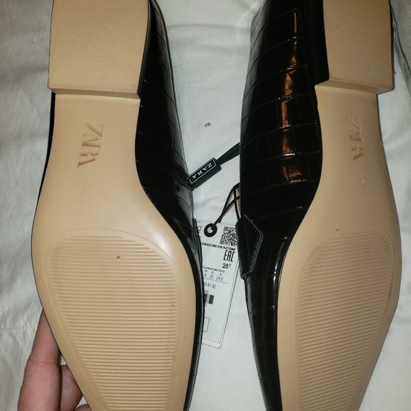 Shoes - Picture 2 of 2